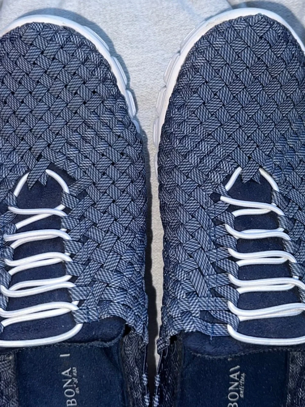 Bonavi Brand Womens Size 9 
